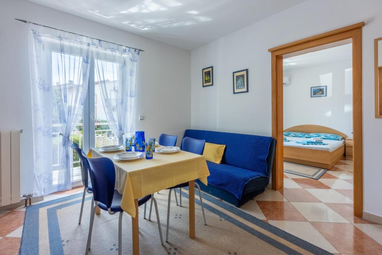 Apartmani Jaric Novi Vinodolski Eksteriør billede