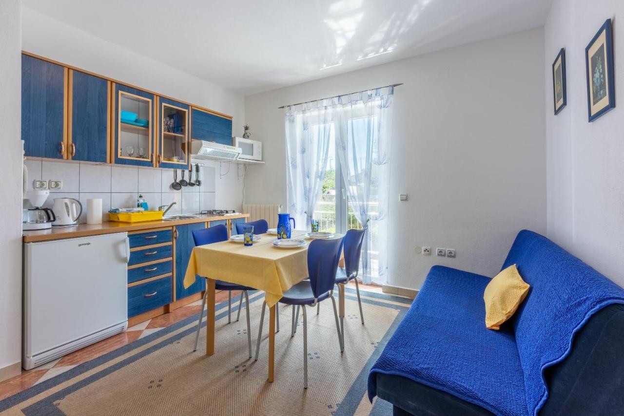 Apartmani Jaric Novi Vinodolski Eksteriør billede